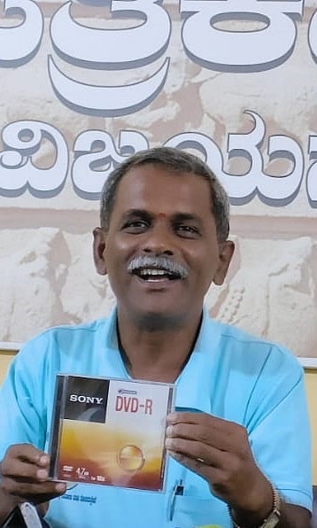 27 MANJU 03