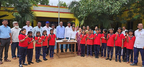 egg distribution govt school mp rajashekhara hitnal