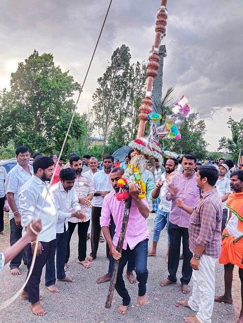 NANDI KOLU