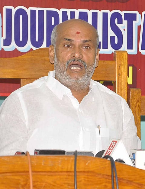 ಸಸ್ಪೆಂಡ್ ಹಿಂದೆ ನನ್ನ ಕೈವಾಡ ಇಲ್ಲ ಎಂದ ಶಾಸಕ ಎಚ್.ಕೆ. ಸುರೇಶ್