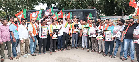 BJP workers protest Mandya