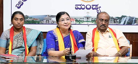 Conversation at Pressclub Mandya