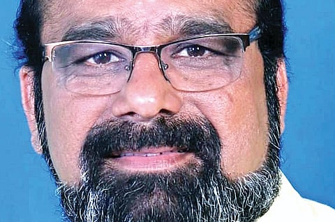 DVG-RaGAVENDRA-NAYARI.jpg