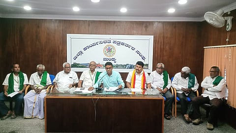 Gandhi Sahaja Besaya Ashram Founder Press Conference Mandya
