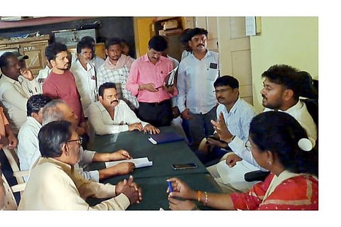 Hb halli Mla