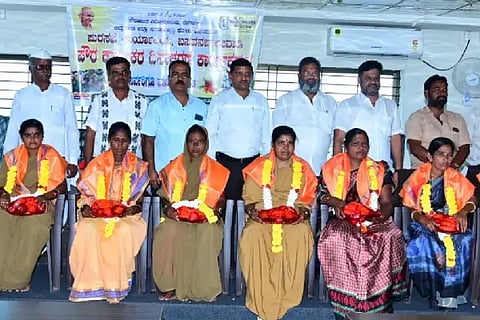Jagadevi Gundalli, Civil Service, Basavanbagewadi, Municipality, Directorate of Municipal Administration, District Administration, District Urban Development Cell,