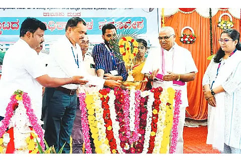 Kmt samavesha