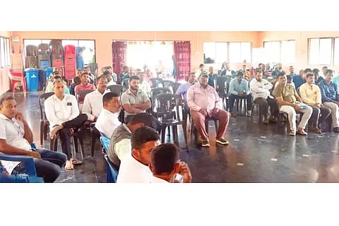 Meeting in Joida