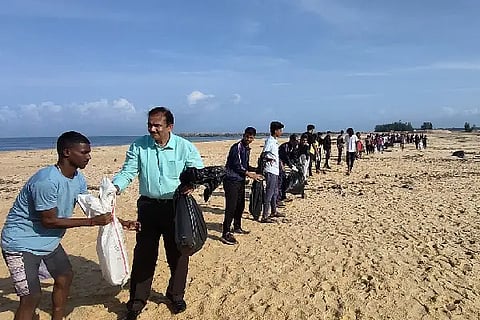 Mul_Munda-beach