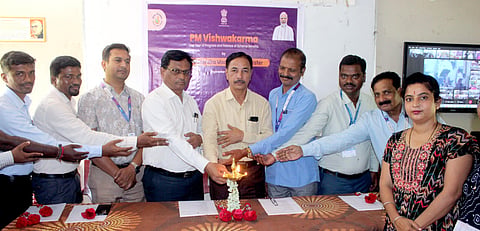 P M VISWA KARMA SCHEEM ANNUAL DAY FUNCTION AND VIDEO CONFERENCE WITH PM IN RURAL SELF EMPLOYEMENT TRAINING INSTITUTE RAICHUR (2)
