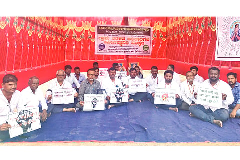 Pendown strike by village administrators