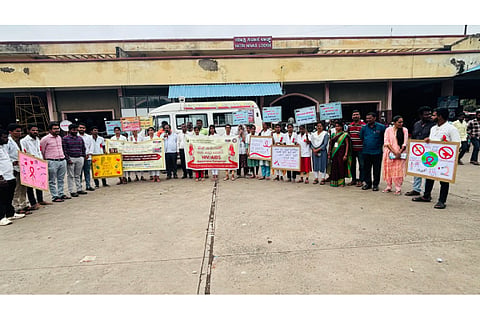 Public awareness through street theater to prevent AIDS