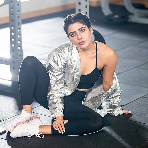 Samantha-4