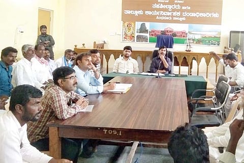 Sindhanour tashildar meeting