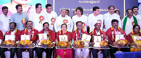 Sudhee_05_Teachers'_Day_@_Banquet_Hall_VS (13)