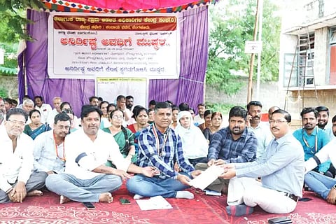 The strike of the village administrative officers has started