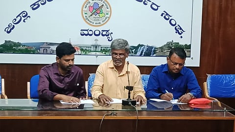 Vishwagyan Employees Development Co-operative Society press conference Mandya