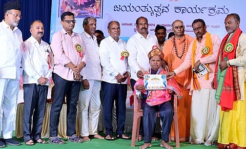 Vishwakarm Ratna award Photo