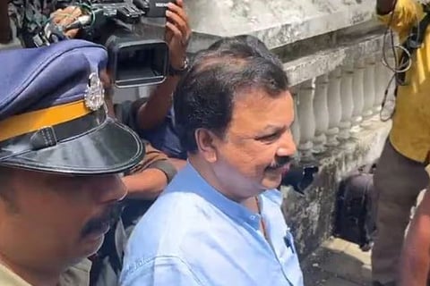 Malayalam actor IdavelaBabu