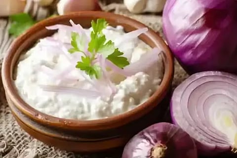Curd with Onions