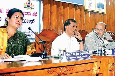 dvg-disha-meeting.jpg