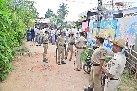 dvg-ganesha-galate-1.jpg