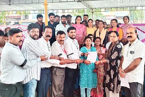 manavi