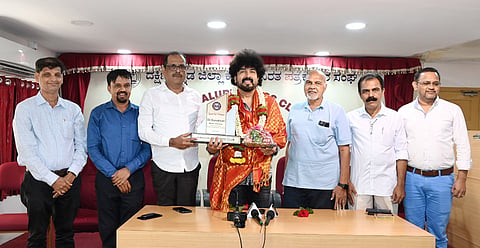 mng-20sep-gurukiran