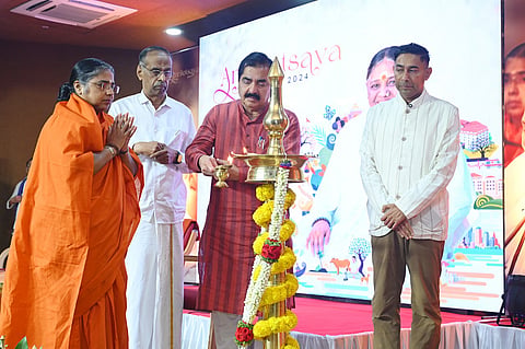 mng--29 sep matha amruthanandamyi