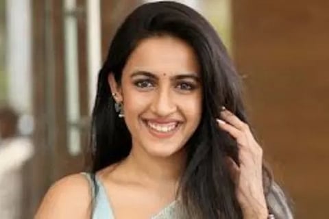 niharika 12