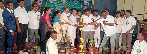 pourakarmikaru
