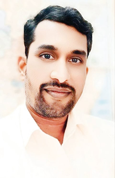 D.DHIVAKARA