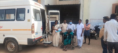koppal sakhi one stop center old women rescue