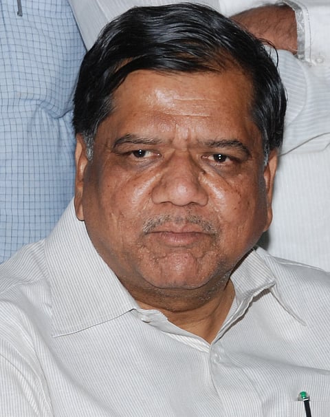 12 Dwd 9 Jagadish shettar