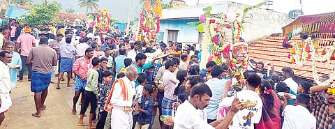 ವಿಜೃಂಭಣೆಯಿಂದ ಜರುಗಿದ ದೇವರುಗಳ ಉತ್ಸವ