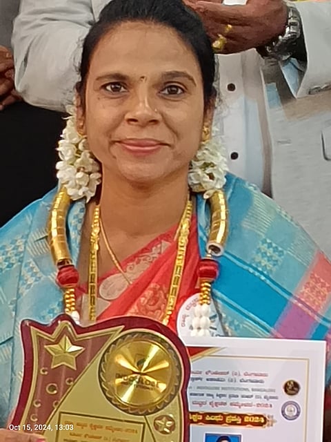 16 Dwd 5 (Shalini)