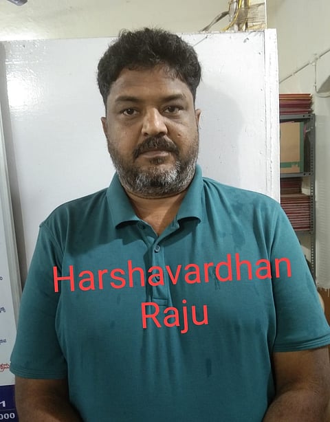 16 MANJU 06