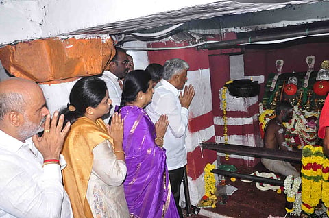 ಉಪಚುನಾಣೆಯಲ್ಲಿ ಮೂರೂ ಕ್ಷೇತ್ರಗಳಲ್ಲೂ ಮೈತ್ರಿಗೆ  ಗೆಲ್ಲುತ್ತೇವೆ:ವಿ.ಸೋಮಣ್ಣ