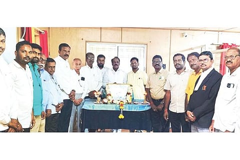 23 MANVI 02