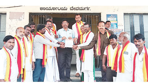 24 DEVDURGA 02