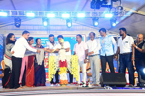 ಪ್ರಸನ್ನ ಗಣಪತಿ ರಸ್ತೆಯಲ್ಲಿ ಅಂಗಡಿ ಹಾಕಿಕೊಳ್ಳಲು ಅವಕಾಶ ಮಾಡಿ:ಪ್ರತಿಭಟನೆ