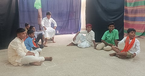 koppal science dram munirabad kukanoor mangaluru govt high school students