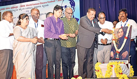 ಮೀಸಲಾತಿ ತೆಗೆಯುವ ನಿಲುವು ಸಂವಿಧಾನ ವಿರೋಧಿ
