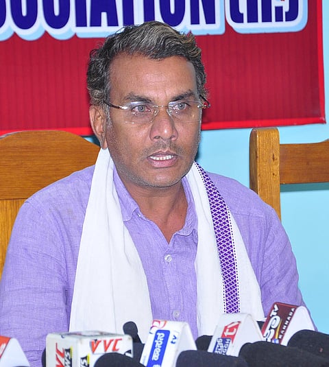 ಜಮೀರ್ ಅಹ್ಮದ್ ಖಾನ್ ಬ್ರಿಗೇಡ್ ಜಿಲ್ಲಾಧ್ಯಕ್ಷರಾಗಿ ಅಸ್ಲಾಂ ಆಯ್ಕೆ