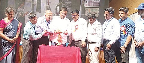 ಹಲಗೂರಲ್ಲಿ ಆಯೋಜಿಸಿದ್ದ ಕಾರ್ಯಕ್ರಮವನ್ನು ಶಾಸಕ ನರೇಂದ್ರಸ್ವಾಮಿ ಉದ್ಘಾಟಿಸಿದರು.