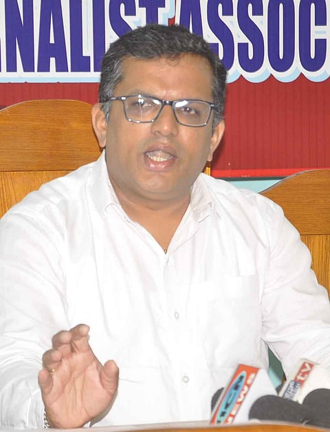 ಜಿಲ್ಲೆಯಲ್ಲಿ ಕಾಫಿ ಬೆಳೆಗಾರರಿಗೆ ಜಮೀನು ಗುತ್ತಿಗೆ ನೀಡಲು ಅರ್ಜಿ ಸ್ವೀಕರಿಸುತ್ತಿಲ್ಲ