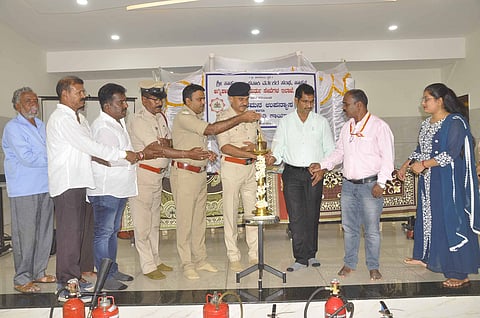ಪಟಾಕಿ ಅವಘಡದ ಬಗ್ಗೆ ಮೊದಲೇ ಎಚ್ಚೆತ್ತುಕೊಳ್ಳಿ:ಎಎಸ್ಪಿ ವೆಂಕಟೇಶ್ ನಾಯ್ಡ