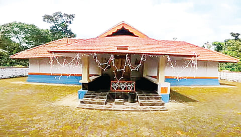 ನಂಬಿದವರ ಕೈಹಿಡಿಯುವ ದುರ್ಗಾಪರಮೇಶ್ವರಿ