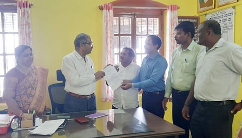 ಸರಳ ಪ್ರಶ್ನೆ ಪತ್ರಿಕೆ ರಚಿಸಲು ಮನವಿ