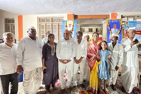 Ajitha Muttina, Bahubali Muttina, Chadachana, Kashiyatra,